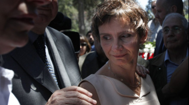 La candidata de Boric sube cuatro puntos y Iidera las encuestas a 6 meses de las elecciones en Chile