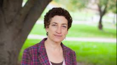 Naomi Oreskes: “El negacionismo climático no es ignorancia, es negocio”