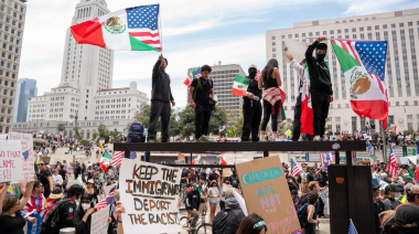 Protestas en Estados Unidos exigen el fin de las redadas y deportaciones