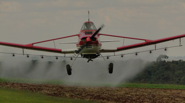 Plantean una ley para sancionar fumigaciones con agrotóxicos
