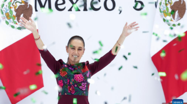 Presidenta de México celebra primer año de Gobierno con compromiso de defender al país
