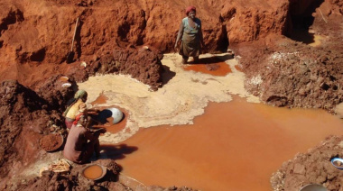 El mercurio ni para los dientes, ni para los cosméticos, ni para el oro