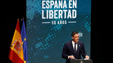 España: Sánchez llamó a defender la democracia a 50 años de la muerte del dictador Franco