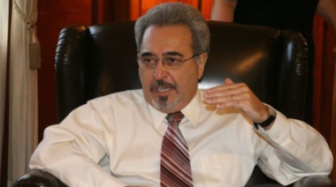 El Economista Dionisio Borda Presenta su libro, con estrategia para el desarrollo