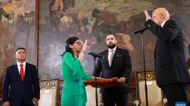 Cambalache: petróleo por poder