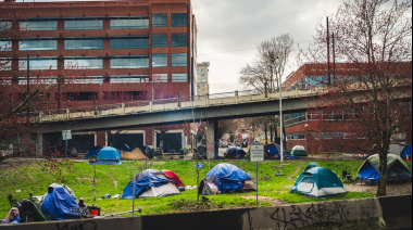 Los ricos, los pobres y el espejo que no queremos mirar