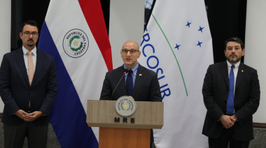 Paraguay recibe a los primeros 25 migrantes por el acuerdo que firmó Peña con Trump