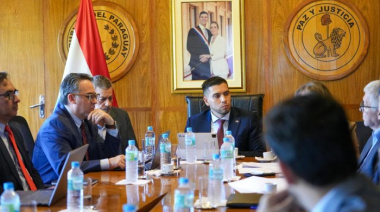 El Gobierno quiere facilitarles a los extranjeros la apertura de cuentas bancarias