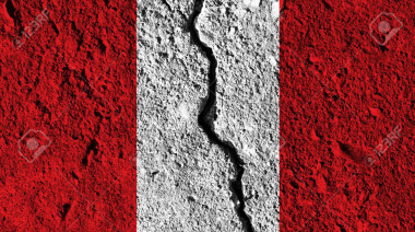 Perú dividido tras segunda vuelta