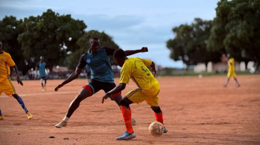 De tiroteos a partidos de fútbol: la vida en primera línea de mantenimiento de la paz de la ONU