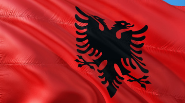 Protestas en Albania se convierten en un clamor global contra las élites
