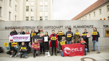 Mecanismo de la OCDE reconoce vínculos entre productos de Bayer e impactos negativos, pero evita analizar violaciones de derechos humanos