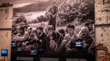 Los supervivientes de Srebrenica alertan de que la negación del genocidio amenaza la memoria de las víctimas