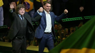 Lula crece, Flávio se desbarranca y encima se metió Milei