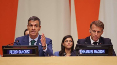 Macron, Sánchez y otros piden regular IA para niños y no repetir errores de las redes