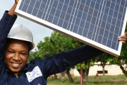 Las «energías renovables renuevan las economías», afirma Guterres