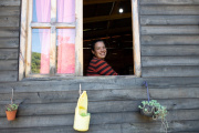 Mejorar la vivienda reduce violencia y enfermedades en mujeres de asentamientos informales