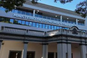 Créditos externos siguen creciendo y superan los USD 6.000 millones