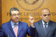 Antes de viajar a EEUU, Leite defendió a Cartes y arremetió contra la UE