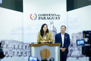 Ministra Claudia Centurión (MOPC) Presenta licitación para el transporte; Los mpresarios se resisten una reform