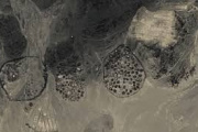 Arqueólogos hallan 260 tumbas gigantes en el Sáhara