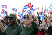 Miles de cubanos marcharon en La Habana en apoyo a Raúl Castro