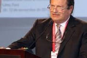 Roberto Kozulj: dos libros, una misma búsqueda para pensar la condición humana en tiempos de inteligencia artificial