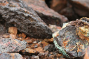 Los minerales críticos: el oro del siglo XXI que alimenta guerras y esperanzas