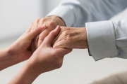 América Latina necesitará 27 millones de personas cuidadoras adicionales para adultos mayores en 2050