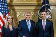 Peña respaldó la detención del fiscal boliviano y después subió un foto con Trump